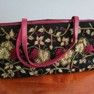Embroidered and beaded Carolee purse